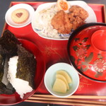 Odashikafe En - おむすび定食