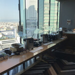 The Living Room with SKY BAR - 店内