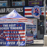 Yankee Doodle Dandy's - 店舗外観ならびに路上席部分。