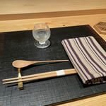 御料理 まつ山 - 富士の氷を使ったお茶