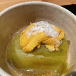 御料理 まつ山 - 茄子の赤ウニのせ