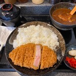 とんかつとカツカレーの店 キセキ食堂 - キセキカツカレー1590円