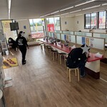 ラーメン もっけだの - カウンター席