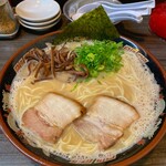 栗ちゃんラーメン - ラーメン650円+大盛100円