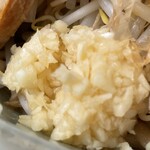 ラーメン もっけだの - 汁なし普通ヤサイマシニンニクのニンニク