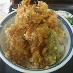 ねぎどん - 天丼（海老２尾・獅子唐２本・玉葱と人参のかき揚げ）