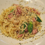 ア ビヤント  - サクサクパン粉のアンチョビペペロンチーノのパスタランチセット