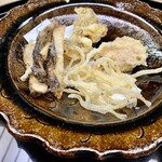 つる由 - 里芋の皮うんま♡