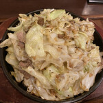 肉米 雄一飯店 - 豚とキャベツ炒め　半人前・小ライス¥590