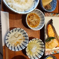 魚とおばんざい 泉士 - 