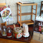 大東園 - テーブルセット。