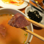 大東園 - テールスープのお肉、一緒に入っていた大根もどちらも美味しかった。
