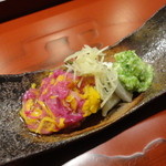 天雅 - 渡り蟹　オクラ　菊花　針生姜　とんぶり　かぼすジュレ