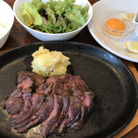 舵 - レモンステーキ。タマゴ掛けごはんつき1200円