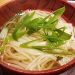 馳走 啐啄一十  - ⑲榊山牛&稲庭うどん(真昆布&いりこ、鰹節、鯖節、あご節の出汁)
      スペシャルな真昆布出汁に榊山牛の脂が加わりとんでもないコクが合わさりました
      スーパー稲庭肉うどん、ヤバ過ぎます