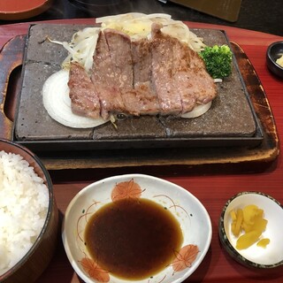 溶岩石焼ステーキと和牛高級弁当 ステーキハウス大和_1