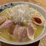 Mizutaki Kohaku - 柚子胡椒鶏そば（濃厚鶏白湯スープ）1,500円