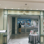 Laduree Salon de the - 