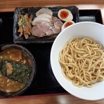 丸つけ麺 - 特製つけ麺1,080円