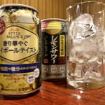 Taiseien - ノンアル飲料 各450円。