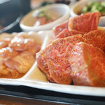 大衆炭火焼肉ジンギスカン ホルモン酒場 風土. - 