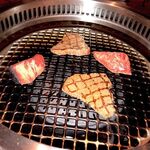 黒毛和牛焼肉うしくろ - 