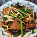 龍潭酒家 - 佐助豚のレバニラ炒め（アップ）