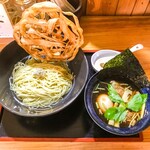 めし屋 賛辞 - 淡麗出汁昆布水つけ麺