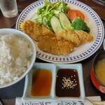 武雄ゴルフ倶楽部 - ヒレカツ定食（大盛）