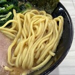 麺家 歩輝勇 - 三河屋の麺は少し細めでコシがありました。