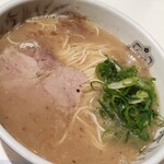 博多・薬院 八ちゃんラーメン - 