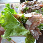 サルワーレ - ピザは手でたべます。タコス感覚ですね。