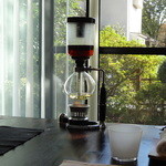 緑山　松田家 - コーヒーはサイフォンで入れます