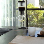 緑山　松田家 - コーヒーはサイフォンで入れます