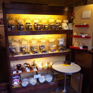 カフェキアロ_2