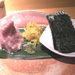 けいすい - ねぎトロ海苔で巻いて