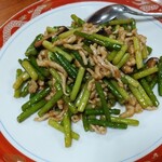 中国料理　美好 - ニンニクの芽と肉の細切り炒め