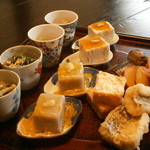 土家 - 24年10月　前菜盛合せ　全景