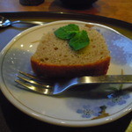 Sachiya - ランチのデザート（ソバのケーキ）