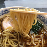 新宿甲州屋蕎麦店 - ラーメン 麺リフト