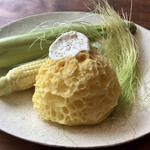 Fujiya 1935 - 気泡をたくさん含ませたトウモロコシのパン