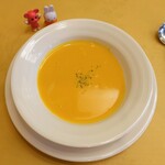 Darcy - トマトとカボチャのスープ