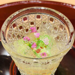 おみ乃 - ・とうもろこしとオクラとじゅんさい
      　の摺流し