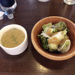 Ｔwin Ｔree - スープ・サラダ (スペシャルランチ)