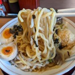 ラーメン盛 - プリっとした麺にタレと脂が絡みつきます(^^)