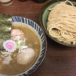 三三七 - 料理写真:つけめん 特製煮番搾り 中盛