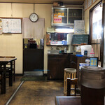 さか本 - 店内