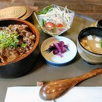 料り喜 - 伊賀牛タレ焼き丼