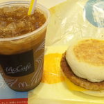 マクドナルド - ソーセージマフィン100円 プレミアムローストアイスコーヒーは無料券使用で0円