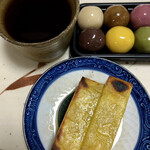 Funawa - 芋ようかん丸焼きとあんこ玉を冷たいお茶と供に頂く